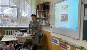 Година мистецької інформації «Народна співачка» (до 95-річчя від дня народження Діани Петриненко, української оперної співачки) 