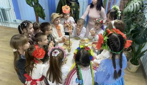 Свято «Зиму проводжаємо - весну зустрічаємо»