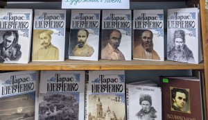 Виставка-портрет «Шевченко: художник і поет» (До дня народження Тараса Шевченка, українського поета,  художника, мислителя, громадського діяча)
