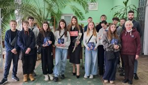 Презентація поезії Любов Ковальчук «Любов у слово перелита» (Національний тиждень читання поезії 2025 «Пісня тисячі голосів»)