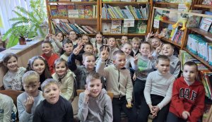 Театралізоване дійство Казка «Рукавичка» (Тиждень дитячої та юнацької книги  «Книга змінює світ») 