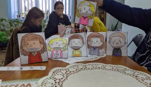 Гурток «Клуб_ОК: Творчий куточок в бібліотеці»: арт-заняття «Смайл – мої емоції» (до Дня сміху)