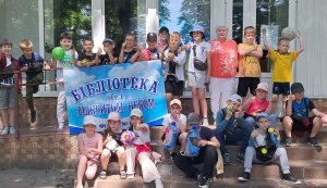 Розважальний калейдоскоп «Велична гра – футбол» («Бібліотека під відкритим небом – 2025» в рамках мистецького проєкту «Рівне. Літо. Музика – 2025»)