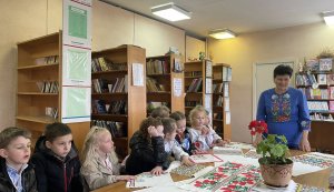 Фотосесія «Україна цвіте у вишиванках» (До Дня вишиванки)