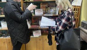Краєзнавча виставка «Рівненщина – край сивих легенд  і народної мудрості» (До Всеукраїнського дня краєзнавства)