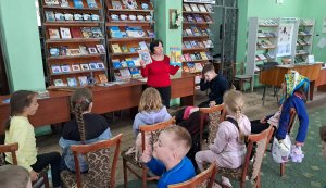 Гра-вікторина «Маленькі секрети великих винаходів» («Бібліотека під відкритим небом – 2025» в рамках мистецького проєкту «Рівне. Літо. Музика – 2025»)