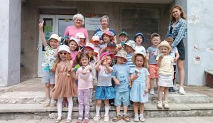 Червневий глазур ”Караоке в бібліотеці” («Бібліотека під відкритим небом – 2025» в рамках мистецького проєкту «Рівне. Літо. Музика – 2025»)