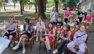 Розваги «Літо – літечко прийшло» («Бібліотека під відкритим небом – 2025» в рамках мистецького проєкту «Рівне. Літо. Музика – 2025»)