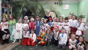 Фольклорна веселка «Лютневий сніг весною пахне