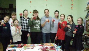 Майстер-клас в бібліотеці-філії № 2 від  Олександра Солов’я,  методиста-керівника гуртка «Чудо шкіра» підліткового клубу «Мрія»