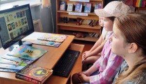 Мульт-калейдоскоп «Привіт, мультик!» («Бібліотека під відкритим небом – 2025» в рамках мистецького проєкту «Рівне. Літо. Музика – 2025»)