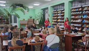 Майстер-клас «Кольоровий вибух: як виразити емоції фарбами» 