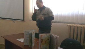 Літературна зустріч з рівненським поетом Олександром Берестяним