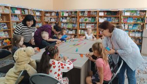 Квест-гра «Бібліотечне літо: перезавантаження» («Бібліотека під відкритим небом – 2025» в рамках мистецького проєкту «Рівне. Літо. Музика – 2025»)
