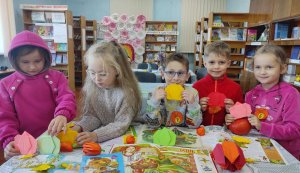 Майстер-клас «Гарбузова вся родина» 