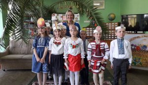 Великодні вітання від вихованці театрального гуртка  підліткового клубу «Фантазія»