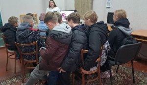 Слайд-презентація ”У коловороті пригод Андрія Кокотюхи”  (До 55-річчя від дня народження Андрія Кокотюхи, українського письменника)