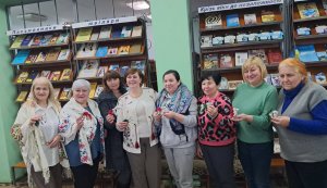 Майстер-клас з Іриною Баковецькою «Я не панна, я – господиня, в мене хусток повна скриня!»