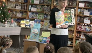 Пізнавальна година «Чомусикові книги»