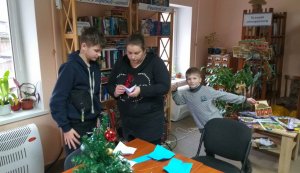 Арт-майданчик «Бібліотека – територія творчості: Різдвяна зірка» 