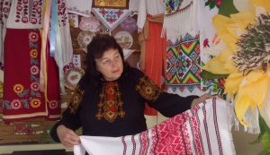 Народознавча година «Вишиванки – свято української душі»