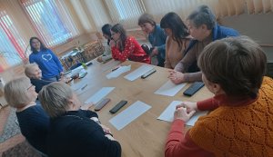 Майстерня створення сенсів «Коло тепла: 12 кроків до себе» Ч. 1. «Перші кроки та знайомство з психологом»  
