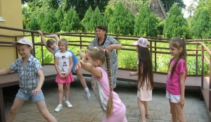 Музичний фуршет «Музичні ігри на вулиці»