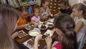 Майстерня радості «Умілі руки, що творять дива» у «Бібліотеці під відкритим небом»