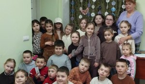 Театралізоване дійство «Казка троє поросят»  (Тиждень дитячої та юнацької книги  «Українська книга дітям»)