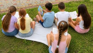 Читацький пікнік «Казки під кронами дерев» (Бібліотека під відкритим небом – 2026)