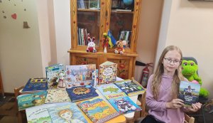 Виставка-панорама «Україна – це ми»   (До Дня Незалежності України)