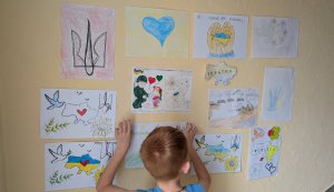 Виставка дитячих малюнків «Діти України» (До Дня пам’яті захисників України, які загинули в боротьбі за незалежність, суверенітет і територіальну цілісність України)