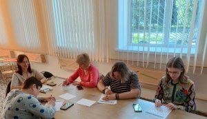 Проєкт «Коло тепла: 12 кроків до себе»  Саморозвиток ”Метафоричні карти”