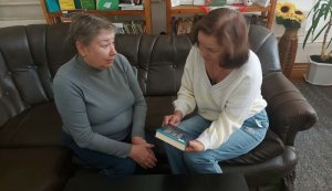 Міні-інтерв’ю «Смайлик питає-читач відповідає» (до Дня бібліотек)