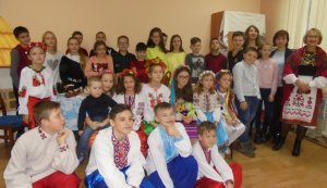 Народознавчий колаж  «Зима крокує – свята дарує»