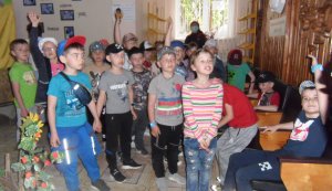 Екскурсія-мандрівка ”Казковими стежками”