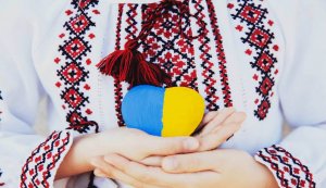 Фоточелендж ”Одягну вишиванку із самого ранку”